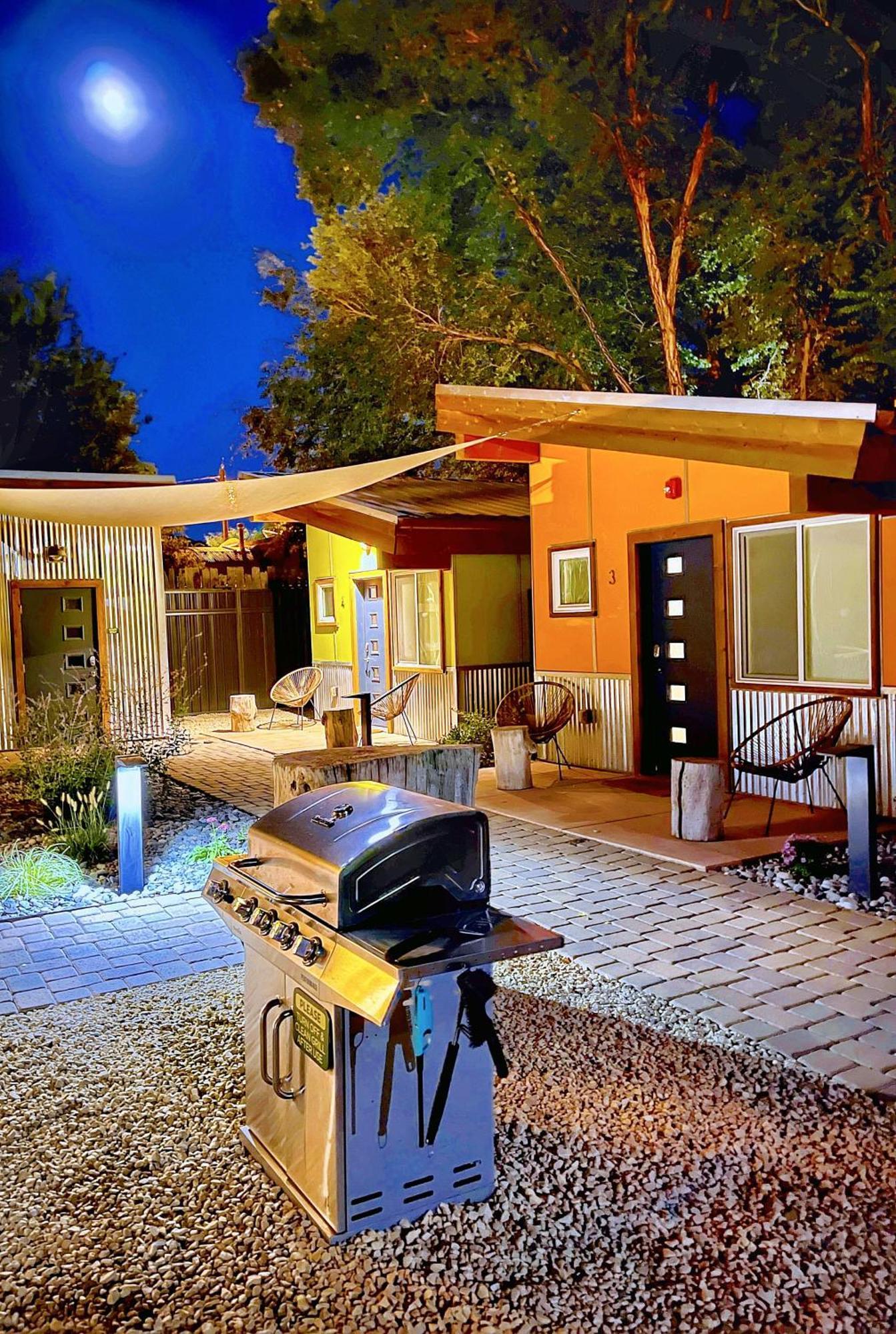 Downtown Kokopelli West 7 - Newly Remodeled Stylish Studio Moab Exterior photo